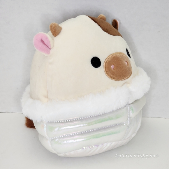 🖤 RONNIE 🐮 Select Series Cow in Irridescent Puffer Coat Original Squishmallow - Picture 6 of 7